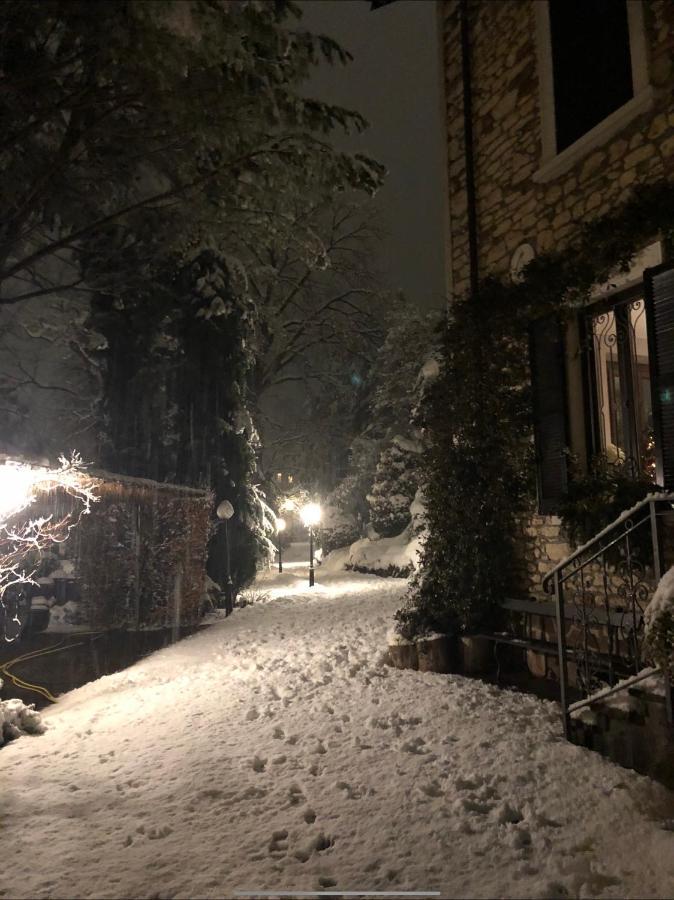 Il Pioppo Antico Appartement Viggiù Buitenkant foto